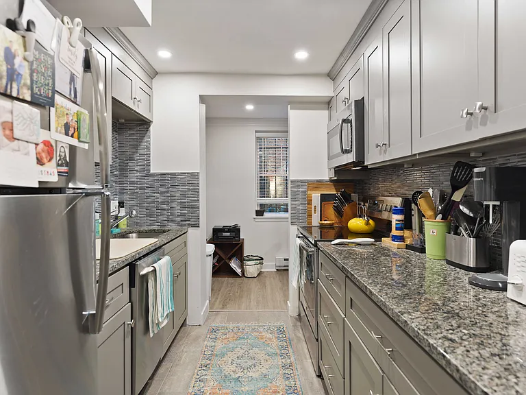 101 W Springfield St #1 — Photo 4