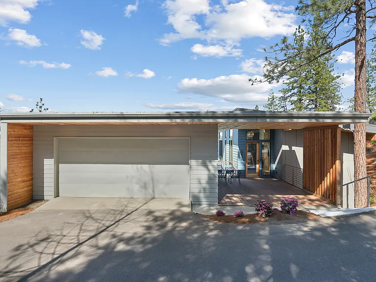 2336 W 1st Ave — Photo 19
