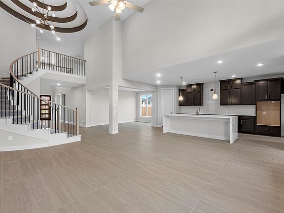 4th image of 5006 Nesbit Path