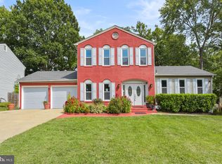 8005 Lake Pleasant Dr, Springfield, VA 22153