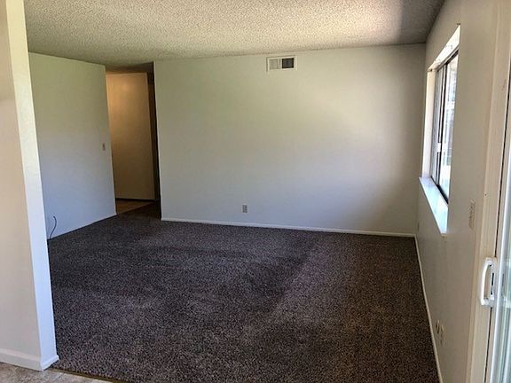 5th image of 9027 Alderson Ave #0