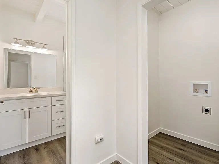 Modern Living: 8-Unit Apartment Building in the Heart of Downtown San Luis Obispo — Photo 3