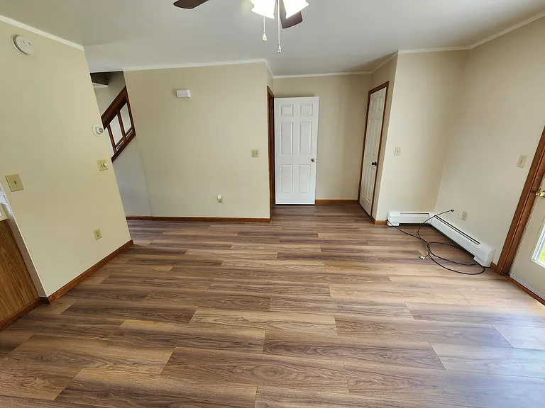 27 Valley St #A — Photo 14