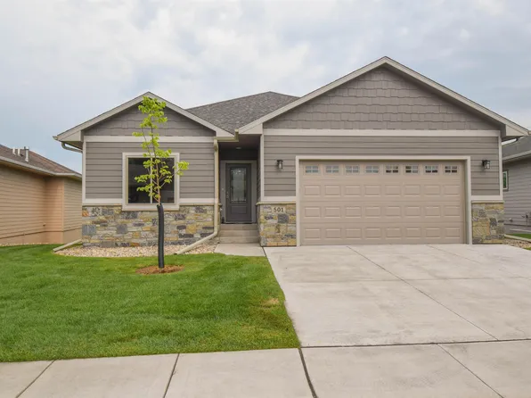 501 N Woodland Ct, Brandon, SD 57005