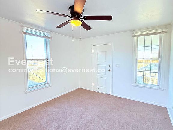 5th image of 1547 Airline Ave Unit 1