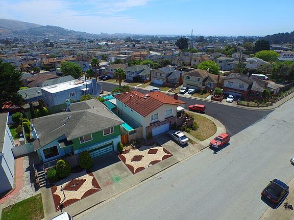 3rd image of 608 Newman Dr
