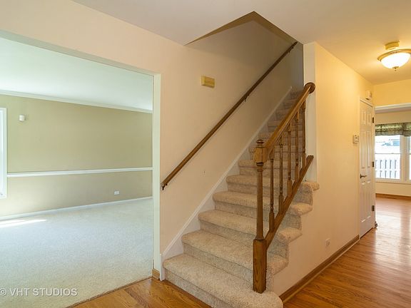 2nd image of 1252 N Arbor Ln