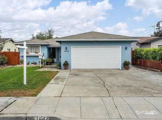 1642 Morgan St, Mountain View, CA 94043