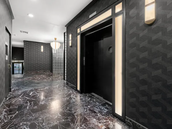 213 East 37th Street image 17 of 19