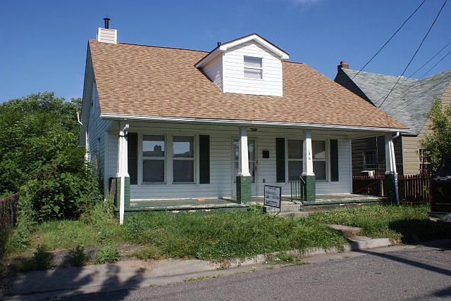 1st image of 106 Massey St