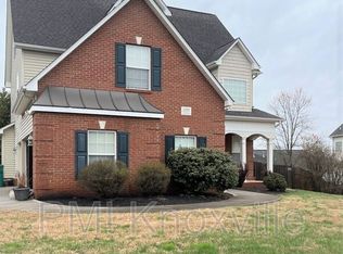 12907 Meadow Pointe Ln, Knoxville, TN 37934