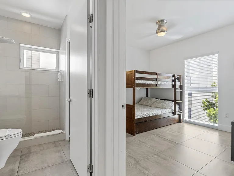 1367 N Ocean Blvd — Photo 26