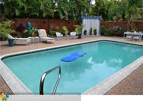4th image of 4304 NE 21st Ave