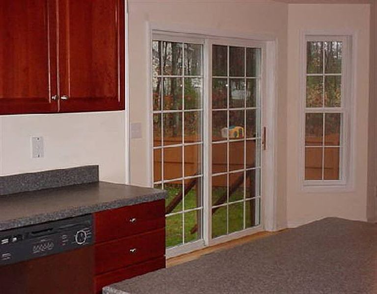5th image of 17 FOUR LEAF MANOR Drive