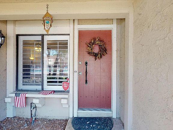 3rd image of 4715 Canyon River Ct