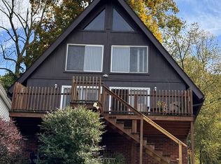 930 Maple Lake Rd, Bridgeport, WV 26330