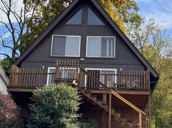 930 Maple Lake Rd, Bridgeport, WV 26330