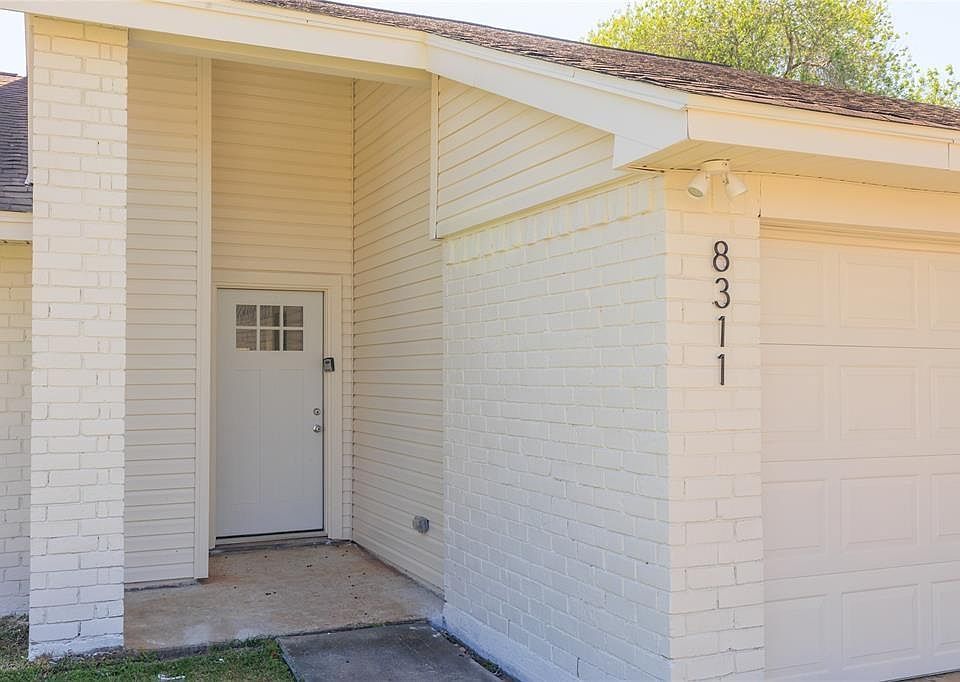 1st image of 8311 Quail Burg Ln