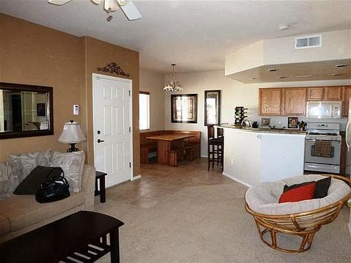3rd image of 6800 Vista Del Norte Dr NE #1521