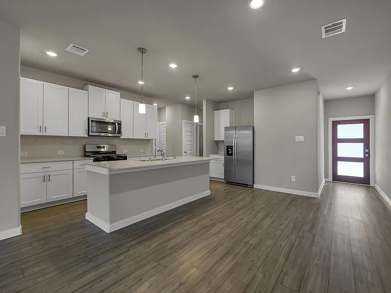 9522 Sugar Berry Dr — Photo 7
