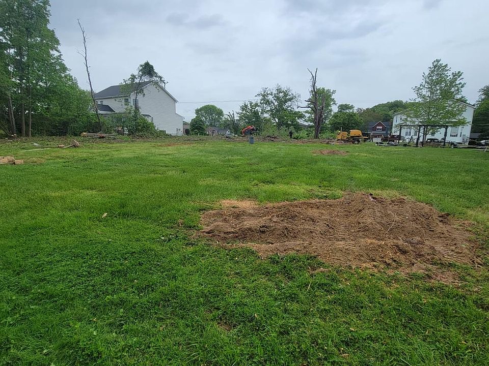 2nd image of 10309 Brandywine Rd