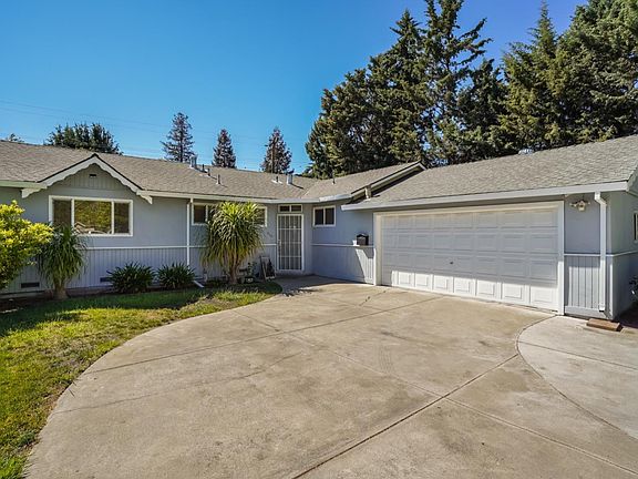 5th image of 619 Hamann Dr