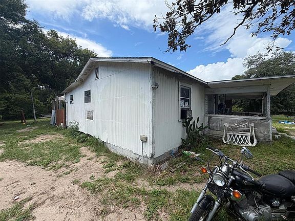 2nd image of 1724 S US 301