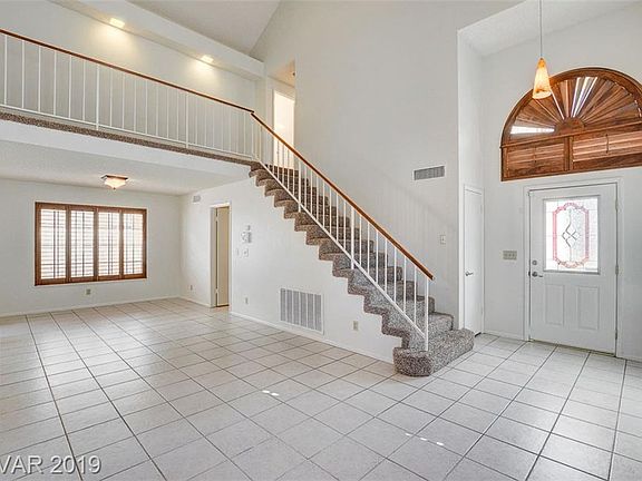 3rd image of 3213 Harbor Vista St