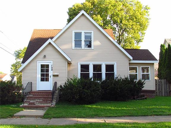 2nd image of 104 W College St