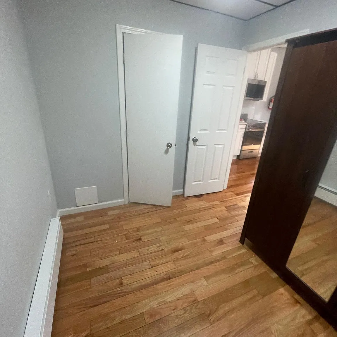 1 bed, 1762 sqft, $950 — Photo 2