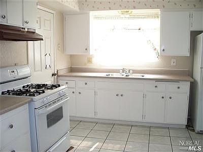 2nd image of 2501 Maya Ct