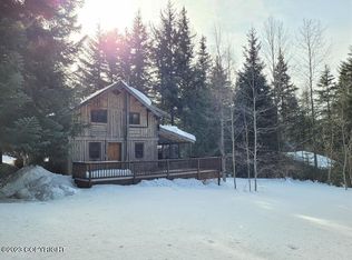 507 Mud Bay Rd, Haines, AK 99827