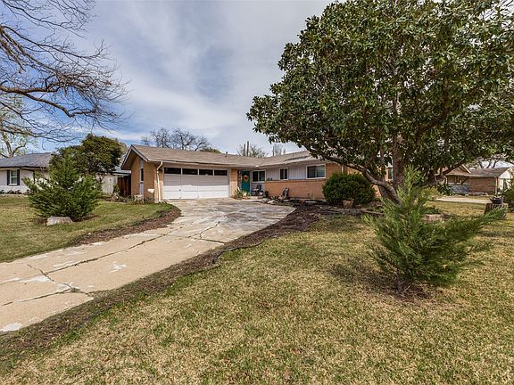 2nd image of 614 Melrose Dr