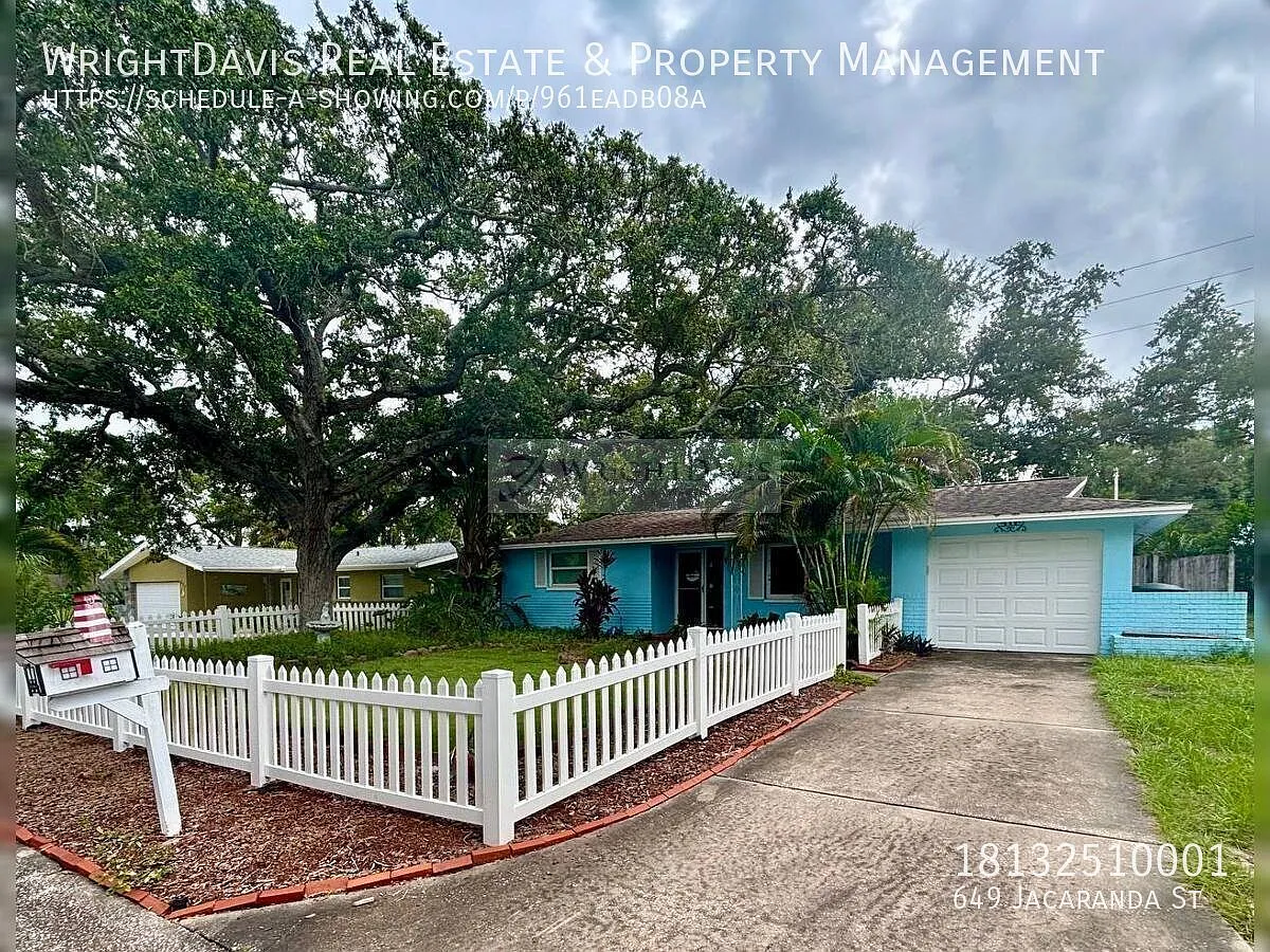 Charming Dunedin 2BR/2BA with Screened Porch & Fenced Yard — Photo 1