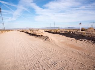 1075 S Shadow Mountain Rd, Adelanto, CA 92301