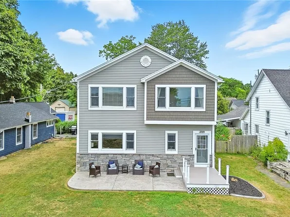 3329 Edgemere Dr, Rochester, NY 14612