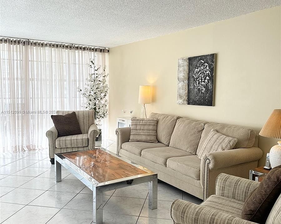 1st image of 231 174th St APT 811
