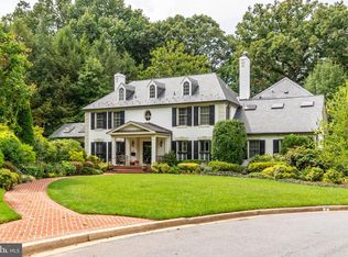 2 Farmington Ct, Chevy chase, MD 20815