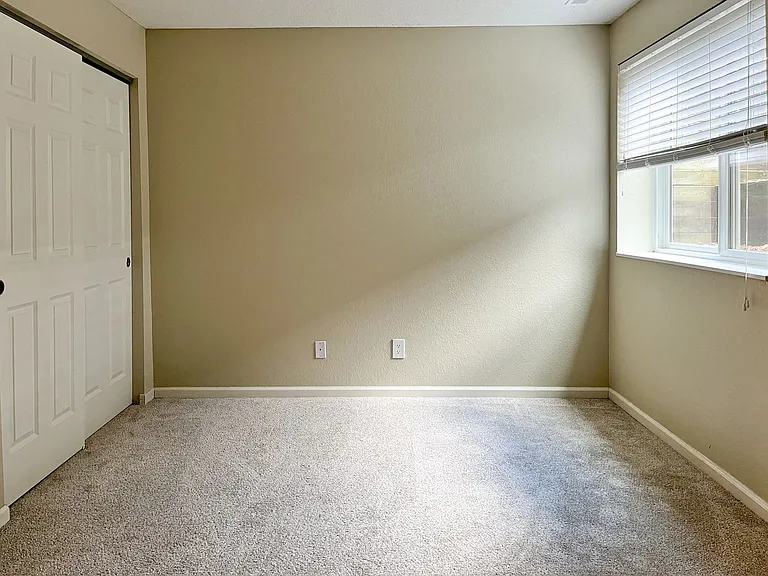 Waterford Place Townhomes — Photo 26