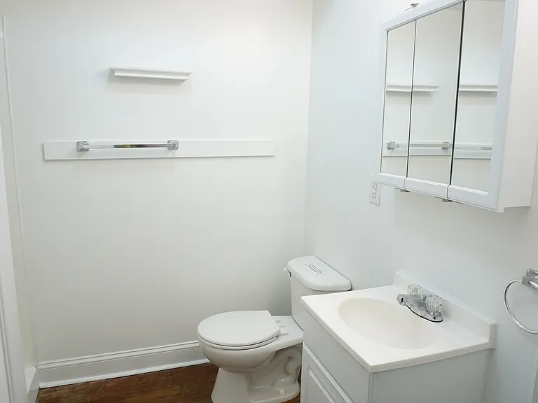 407 Gilmer St #B — Photo 6