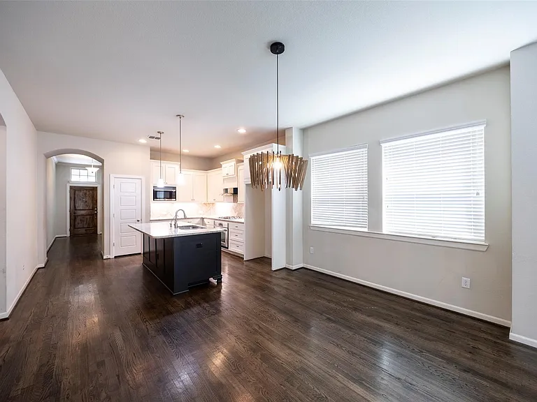 1217 Naples Dr — Photo 26