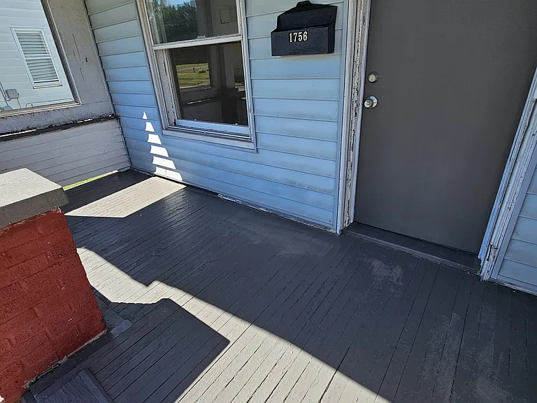 1756 Midland Ave — Photo 16