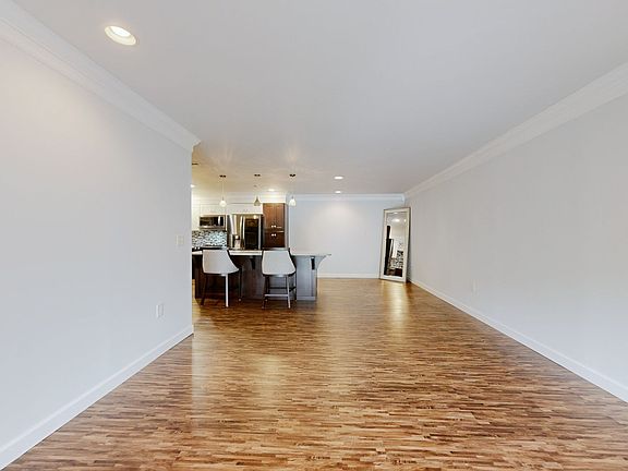 4th image of 200 Sanders Ferry Rd APT 2205