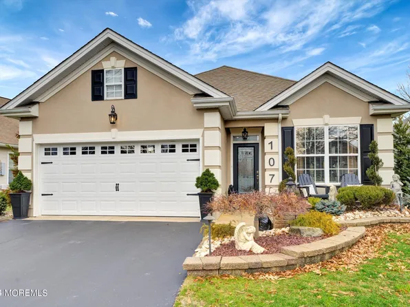 107 Huntington Drive, Jackson, NJ 08527