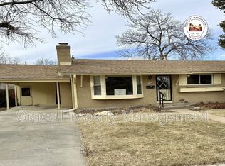 7033 S Cherry St, Centennial, CO 80122