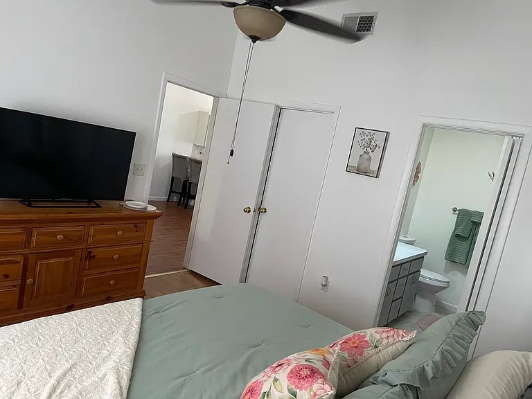 1327 Longboat Point — Photo 12