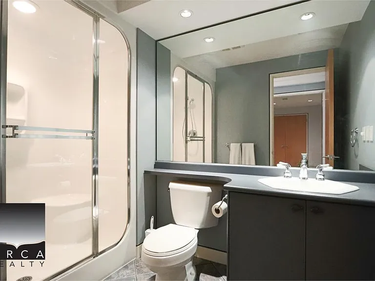687 Beachview Dr — Photo 42