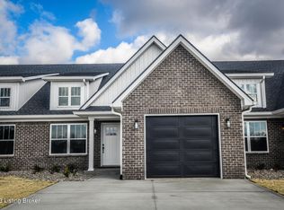 1010 Ray Wimsett Blvd #B, Bardstown, KY 40004