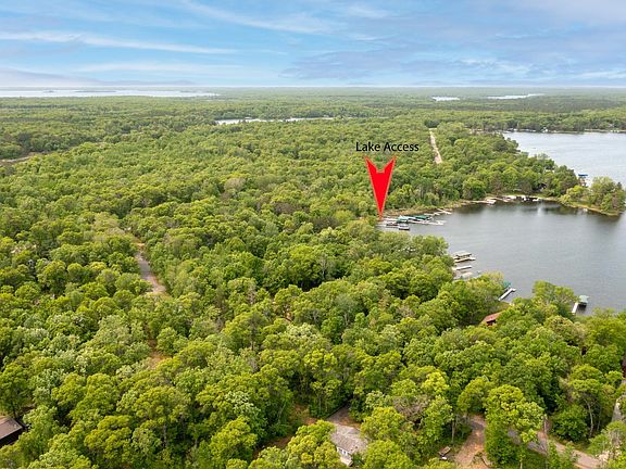 5th image of 33684 Anderson Ct