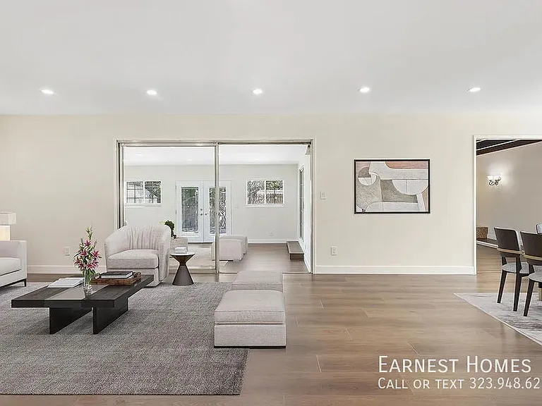 22459 Covello St — Photo 4